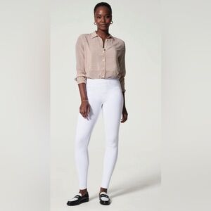 🍂 SPANX White Women's Pants SP